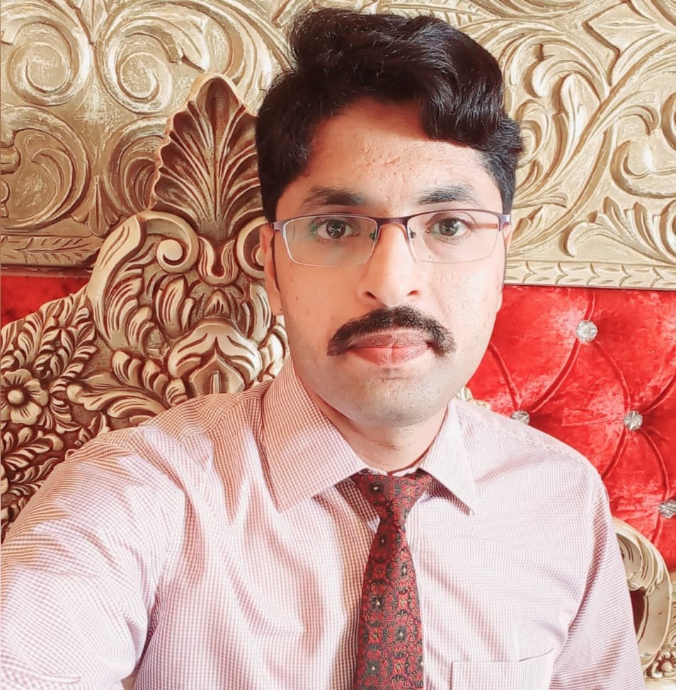 Expert with a deep understanding of digital trends and audience engagement. He specializes in creating impactful content strategies that grow brand presence, drive traffic, and increase online visibility across platforms.
